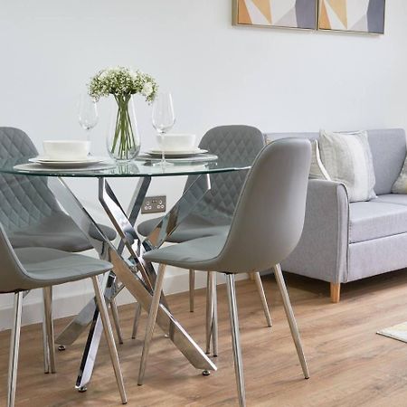 Modern Central Apartment - City Centre - Fast Wifi - Near Utilitia Arena & Icc Birmingham Exterior photo