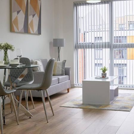 Modern Central Apartment - City Centre - Fast Wifi - Near Utilitia Arena & Icc Birmingham Exterior photo